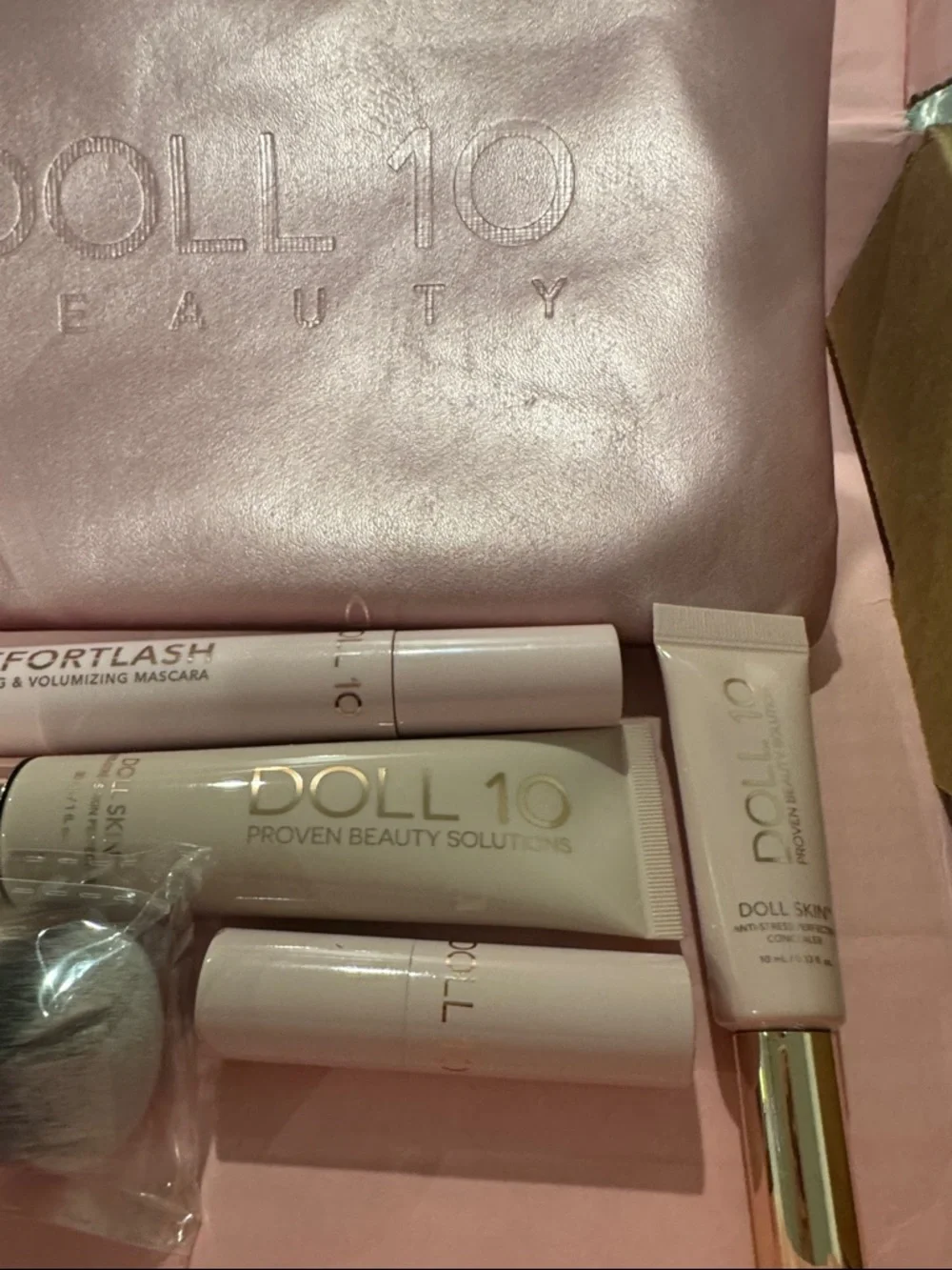Doll 10 Women's 6 Piece Foundation, Blush, Brush, Lipstick, Mascara and Con